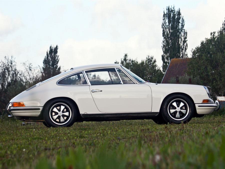  Porsche 911 S 2.0 Coupe 1968 года  (фото 31 из 33)